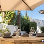 Luxurious Near Puerto Banus - Hot Tub ماربيا