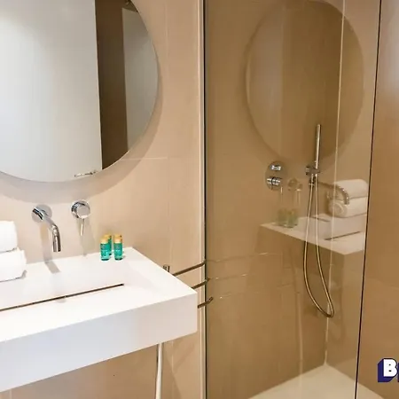 Luxurious Near Puerto Banus - Hot Tub Apartment Marbella