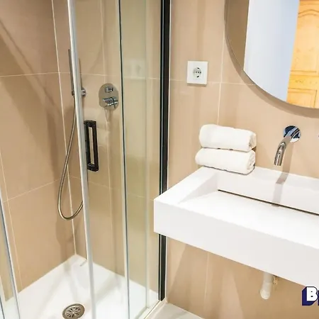 Luxurious Near Puerto Banus - Hot Tub شقة