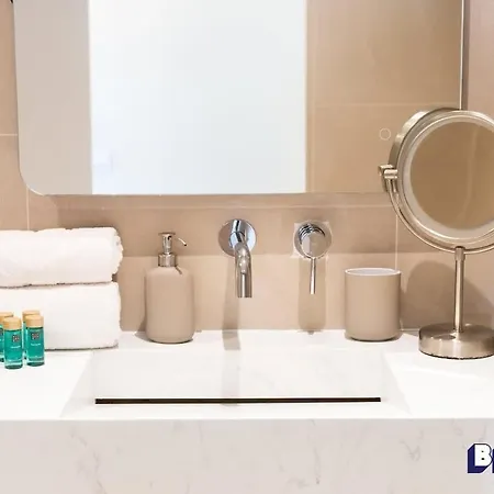 Luxurious Near Puerto Banus - Hot Tub شقة