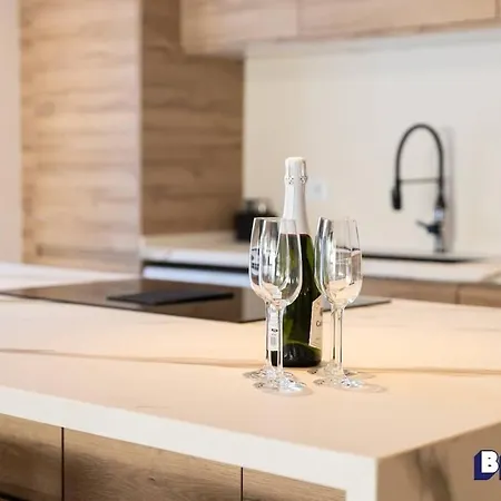 Apartment Luxurious Near Puerto Banus - Hot Tub Marbella