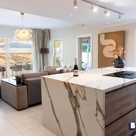 Luxurious Near Puerto Banus - Hot Tub * ماربيا