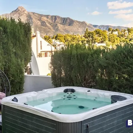 Lejlighed Luxurious Near Puerto Banus - Hot Tub *