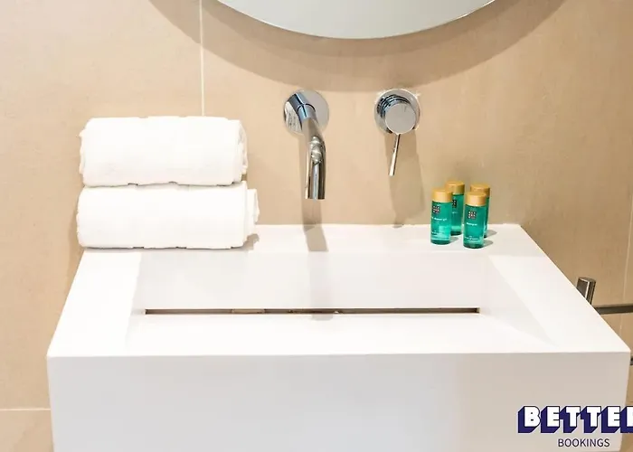 Daire Luxurious Near Puerto Banus - Hot Tub *