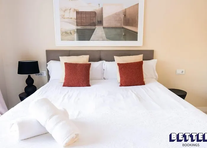 Luxurious Near Puerto Banus - Hot Tub Apartment *