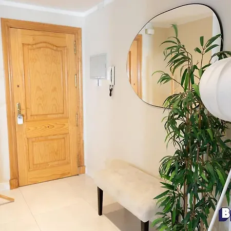 Luxurious Near Puerto Banus - Hot Tub * 马尔韦利亚