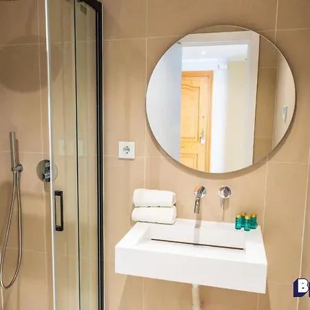 公寓 Luxurious Near Puerto Banus - Hot Tub 马尔韦利亚