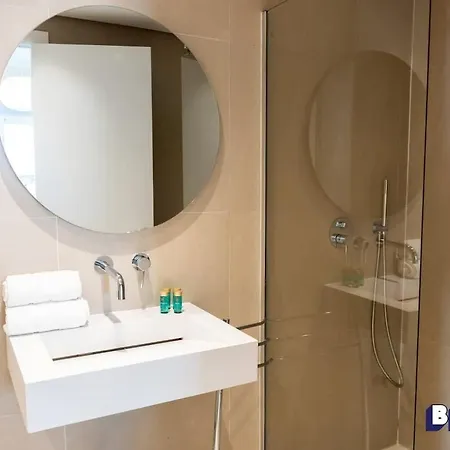 公寓 Luxurious Near Puerto Banus - Hot Tub 马尔韦利亚